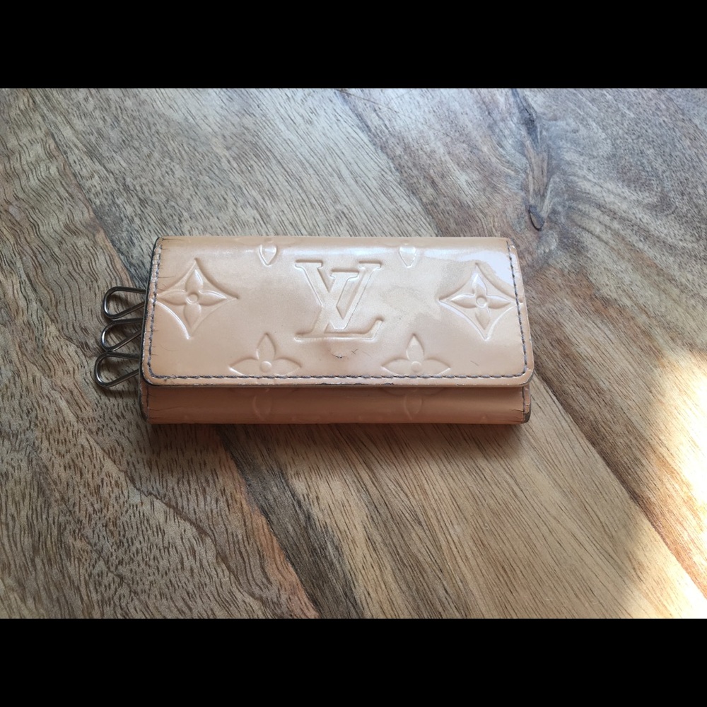 Authentic Louis Vuitton Vernis Key Wallet Case